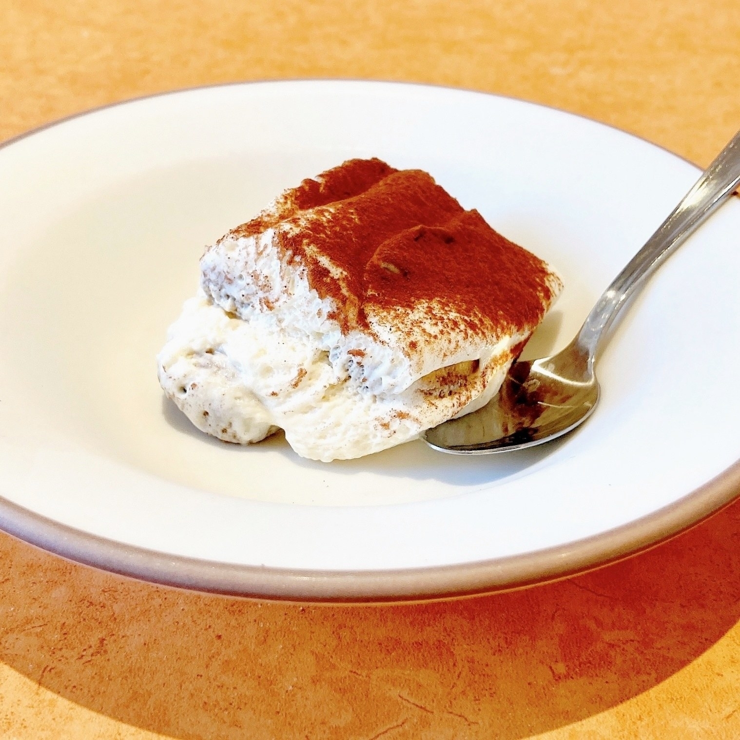 サイゼリヤのオススメのスイーツ「ティラミス クラシコ」