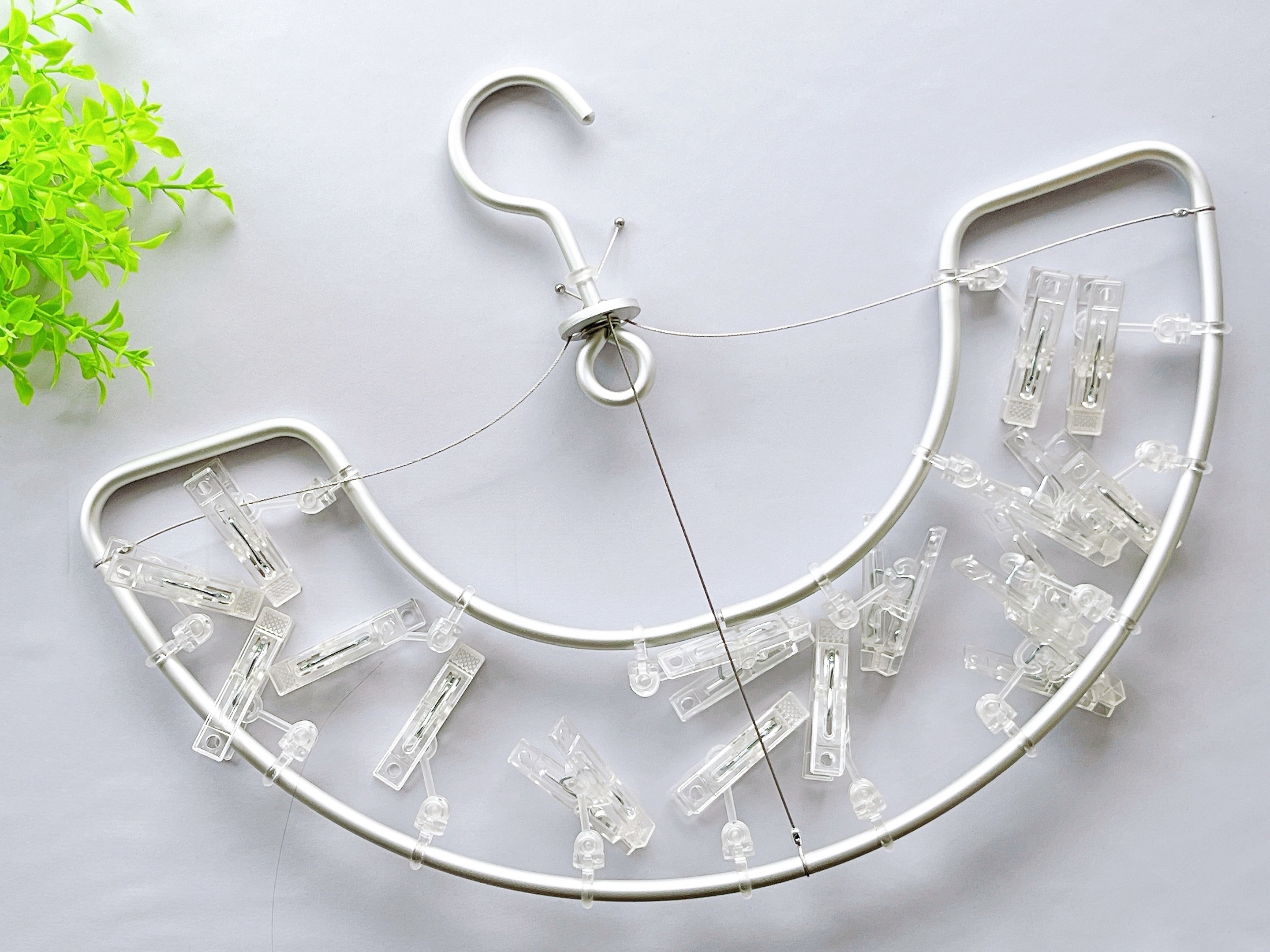 無印良品のおすすめ洗濯グッズ「アルミ壁面用ハンガー」