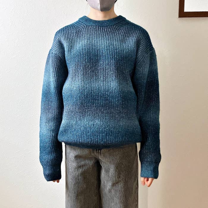 GU(ジーユー)のおすすめトップス「ローゲージセーター(長袖)(グラデーション)」