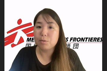 オンライン記者会見する白根麻衣子さん（2023年11月4日）