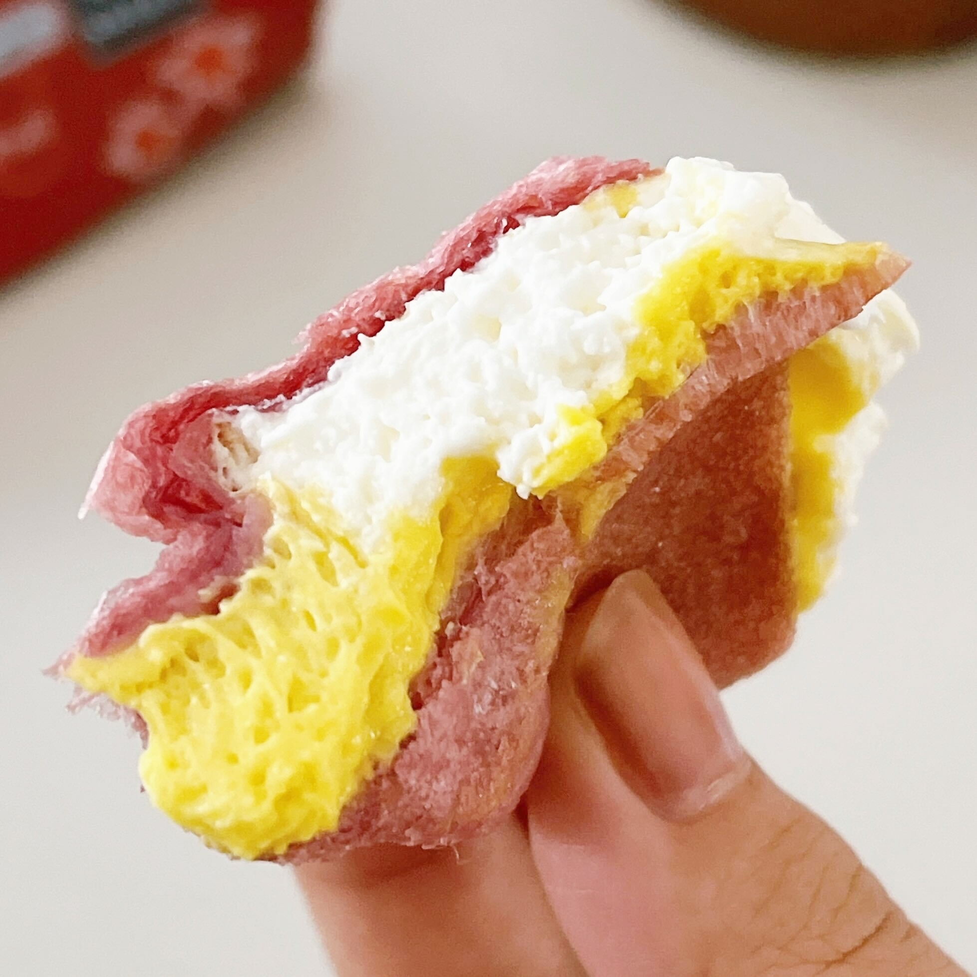 セブン-イレブンのオススメのスイーツ「やきいもこ やきいもクリーム&ホイップ」