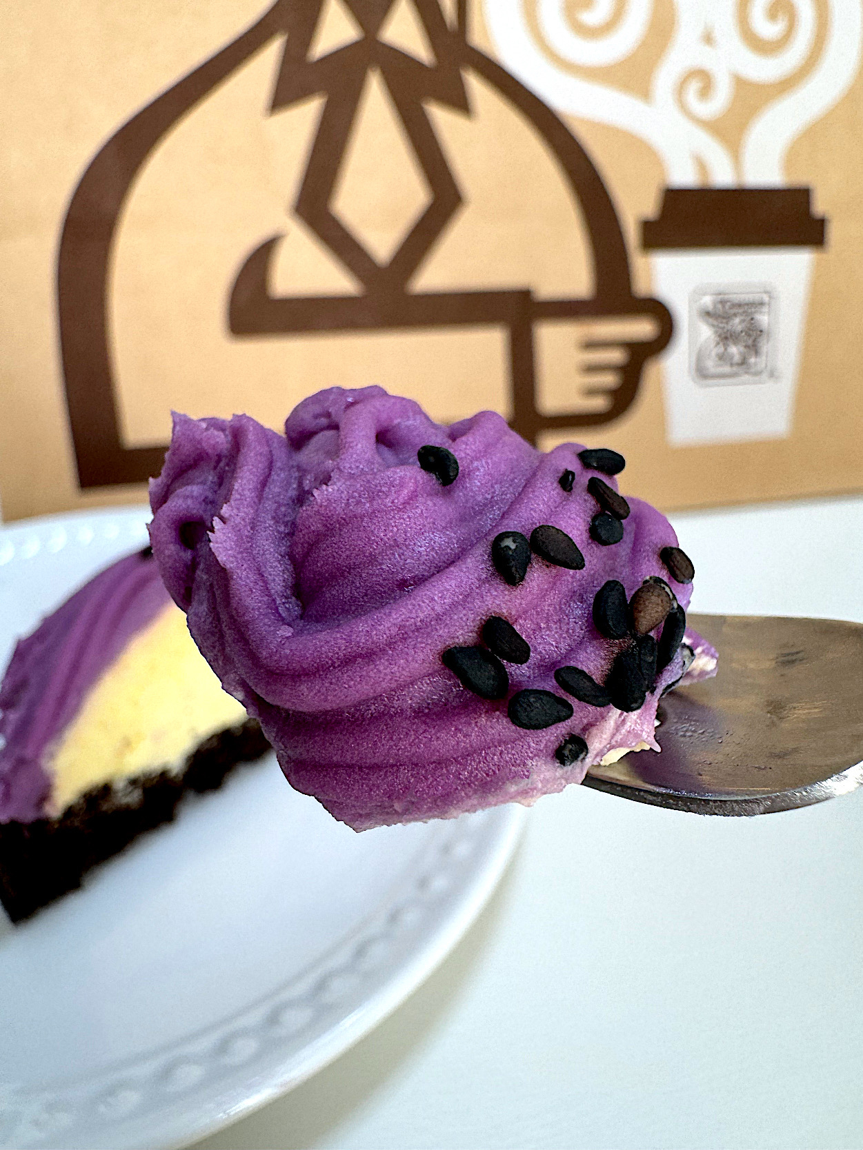 コメダ珈琲店のおすすめスイーツ「スイートパープルモンブラン」