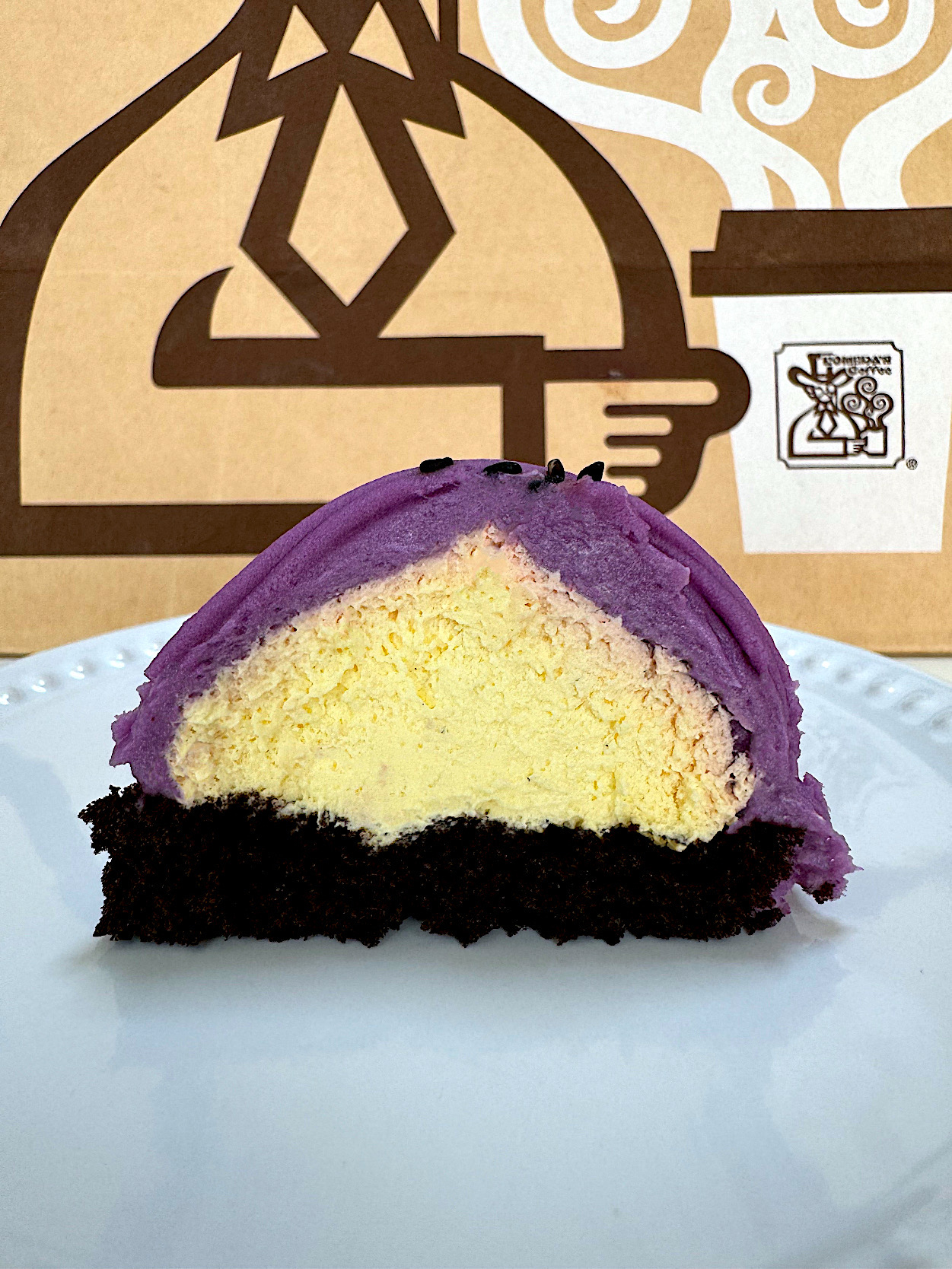 コメダ珈琲店のおすすめスイーツ「スイートパープルモンブラン」