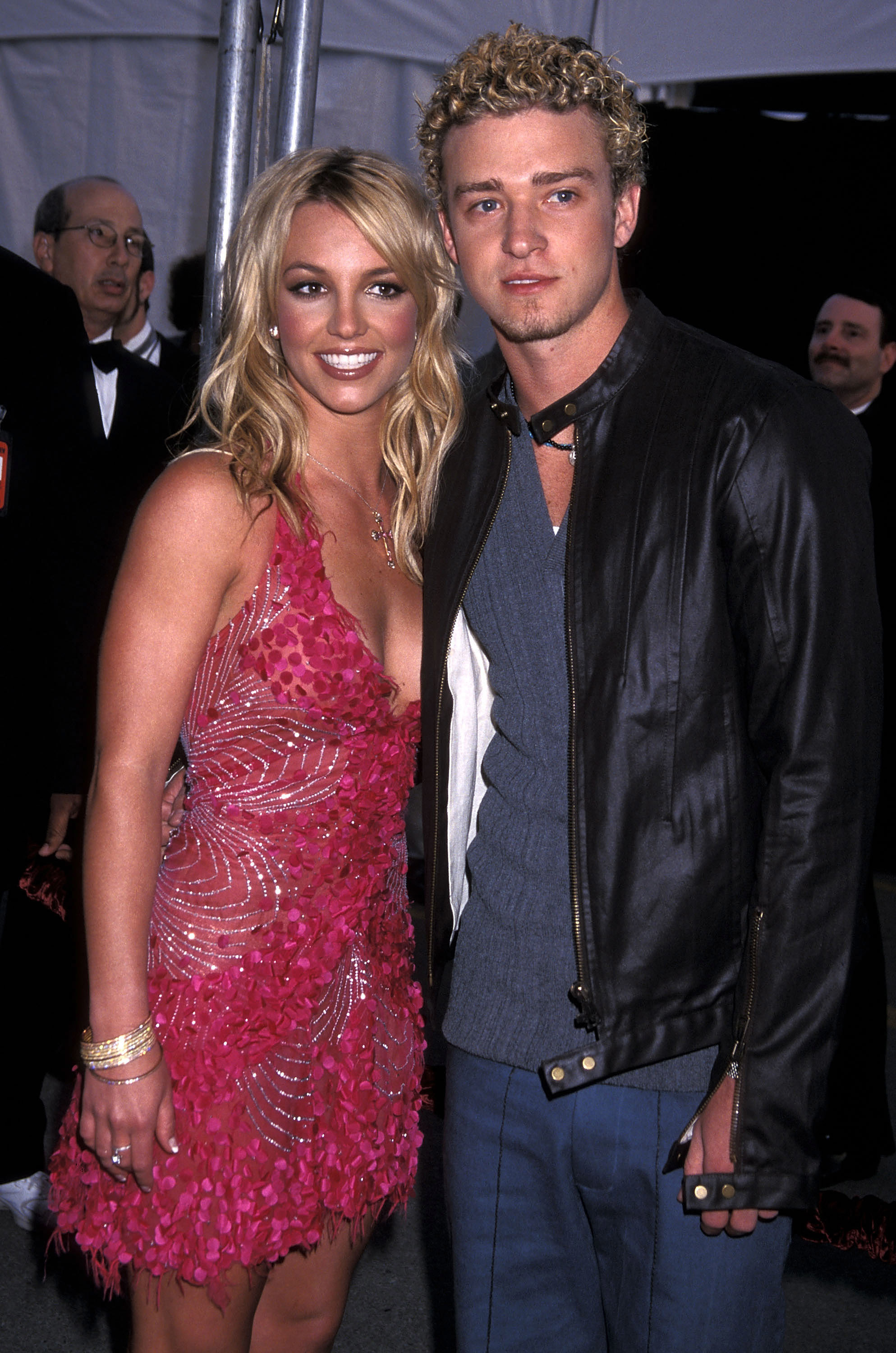 Closeup of Britney and Justin smiling for photographers