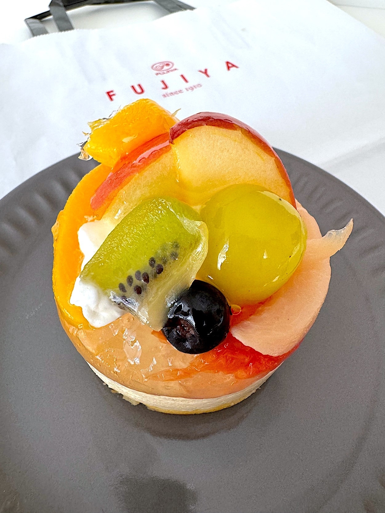 不二家のおすすめスイーツ「贅沢フルーツ三昧」