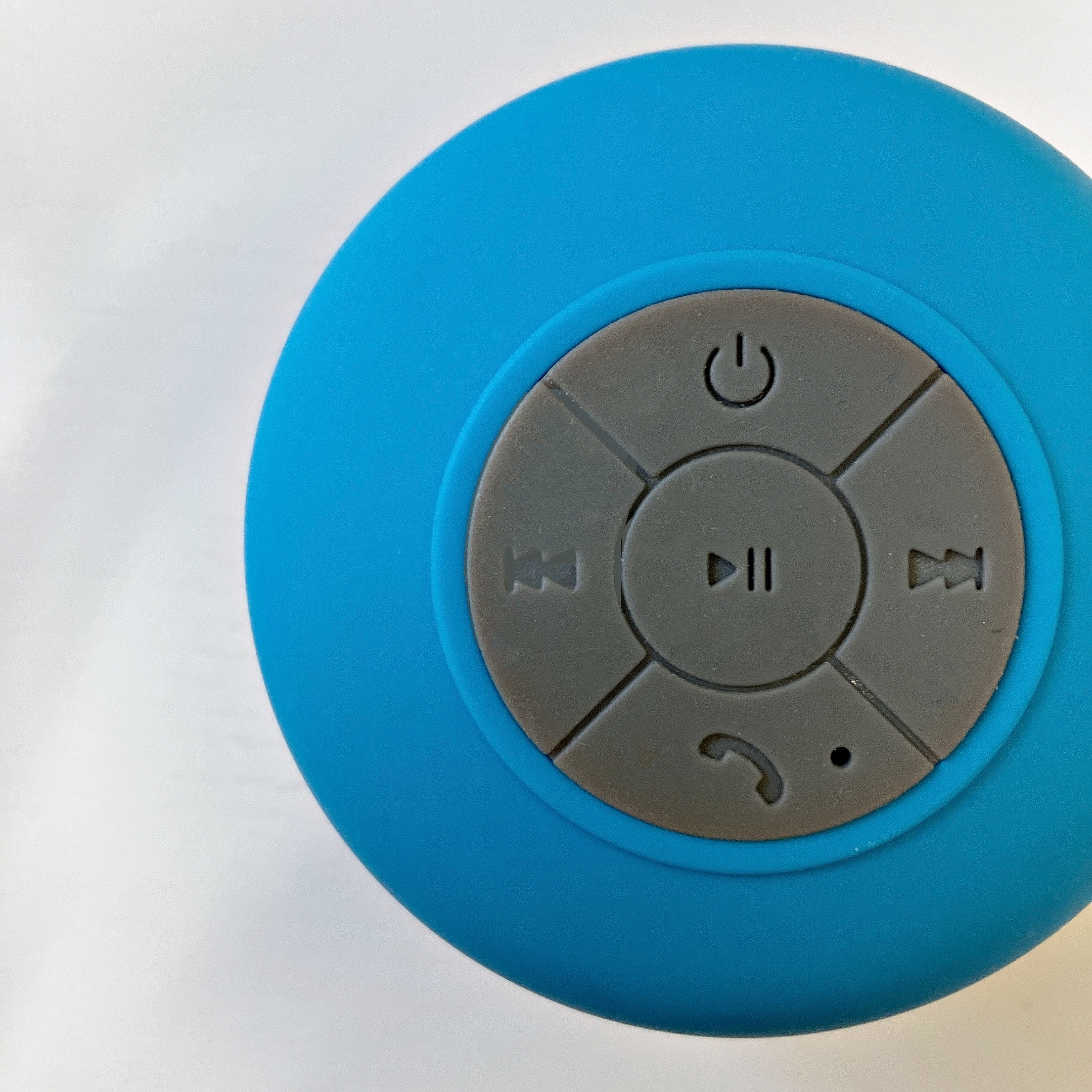 DAISO(ダイソー)のおすすめ雑貨「Bluetoothスピーカー4 防滴タイプ」