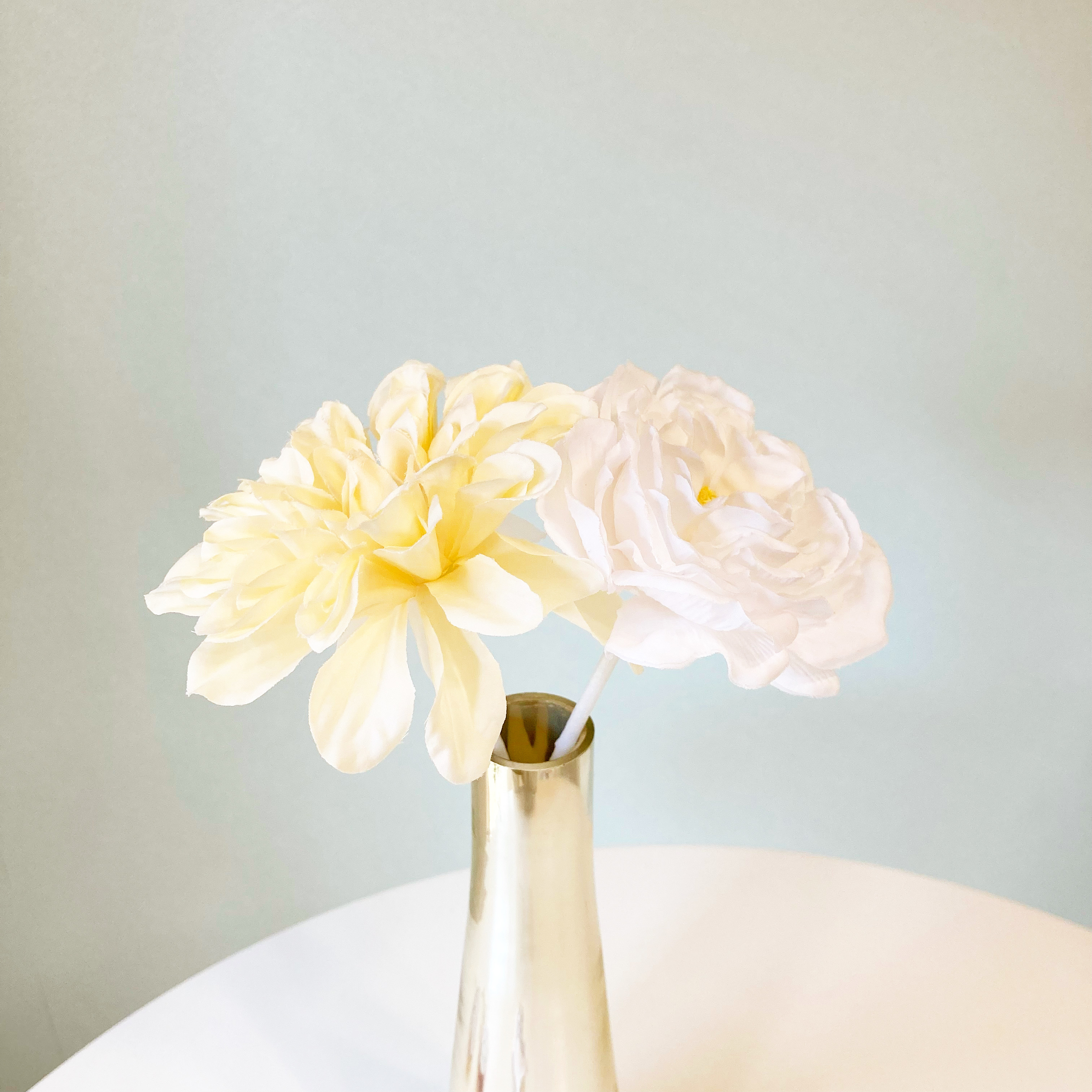 CanDo（キャンドゥ）の高見えインテリア「JFサヴォンフラワー スノーホワイト」「JFサヴォンフラワー コットンイエロー」