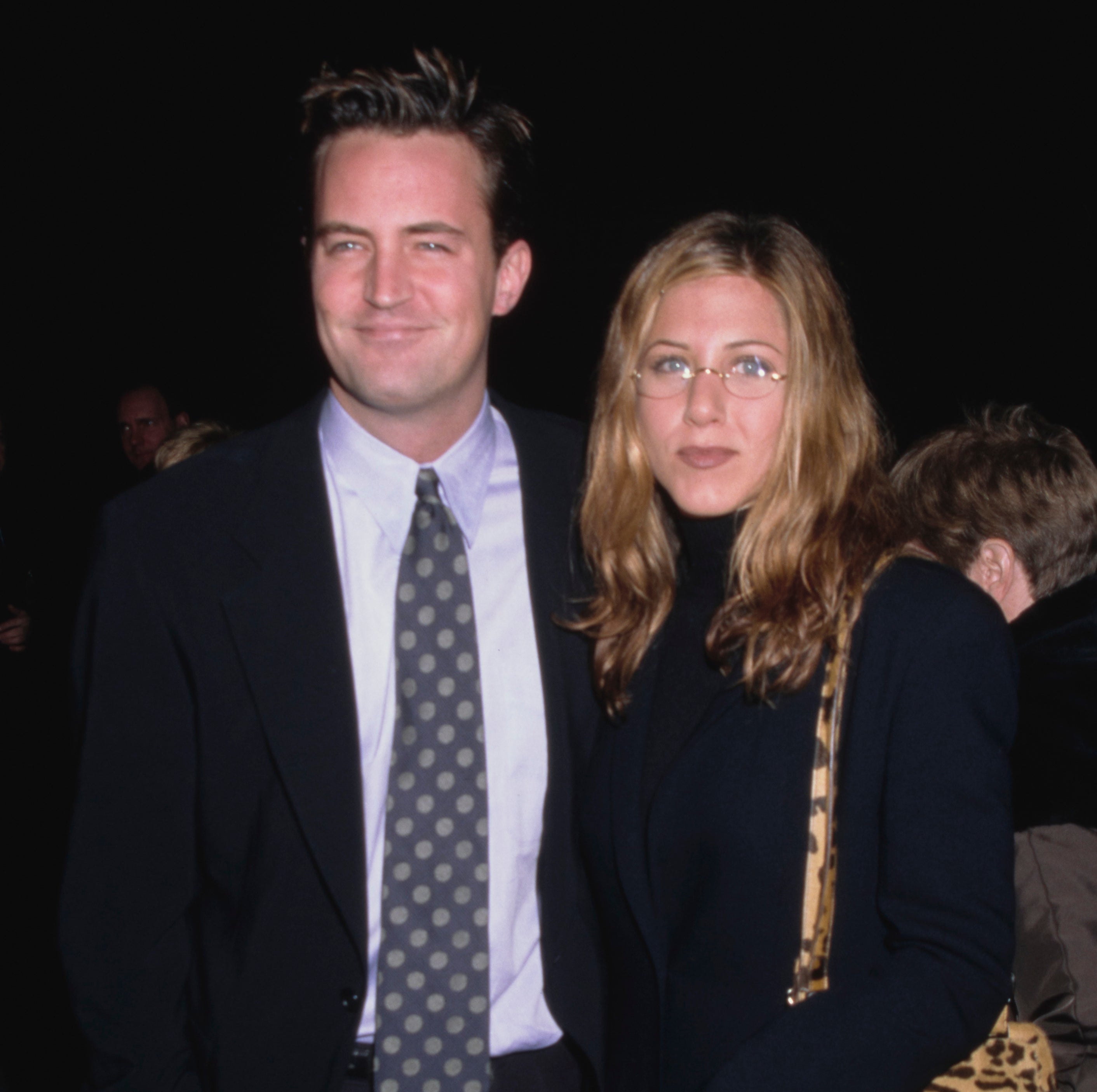 Closeup of Matthew Perry and Jennifer Aniston