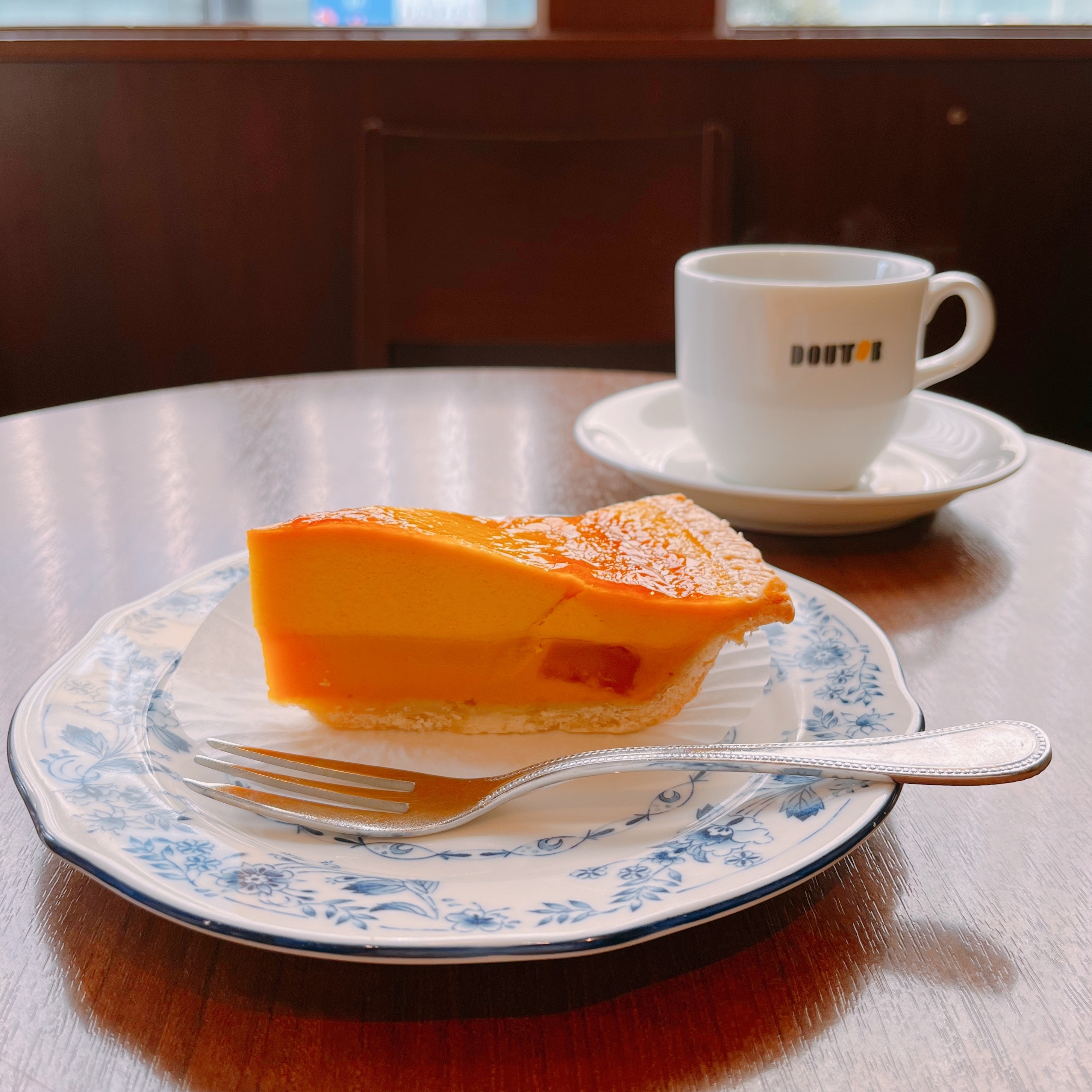 ドトールのおすすめスイーツ「北海道産かぼちゃのタルト」