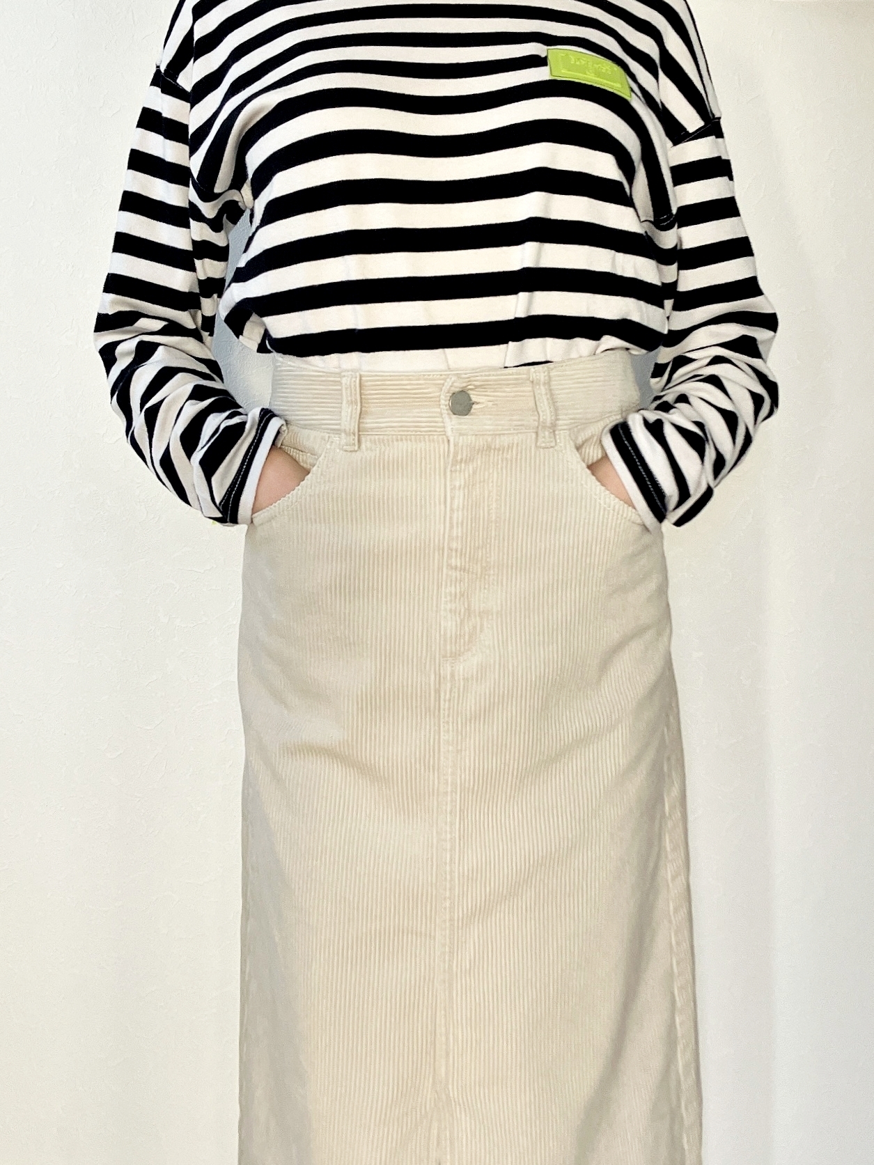 GU（ジーユー）のおすすめスカート「コーデュロイAラインロングスカート+E」