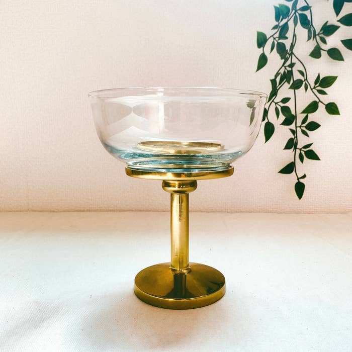 IKEA(イケア)のおすすめのインテリア「AROMATISK アロマティスク ティーライトホルダー スタンド付」