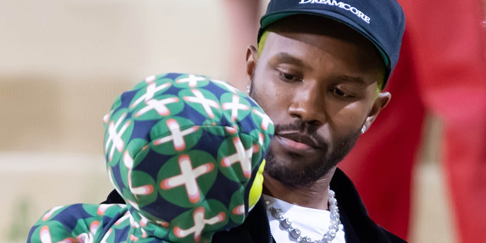 Frank Ocean Shocks Fans With Snippet of New Music - Vimarsana News