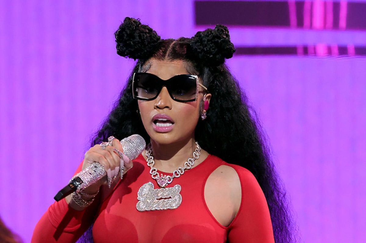 See the $15K Outfit that Nicki Minaj Wore to the Club, News
