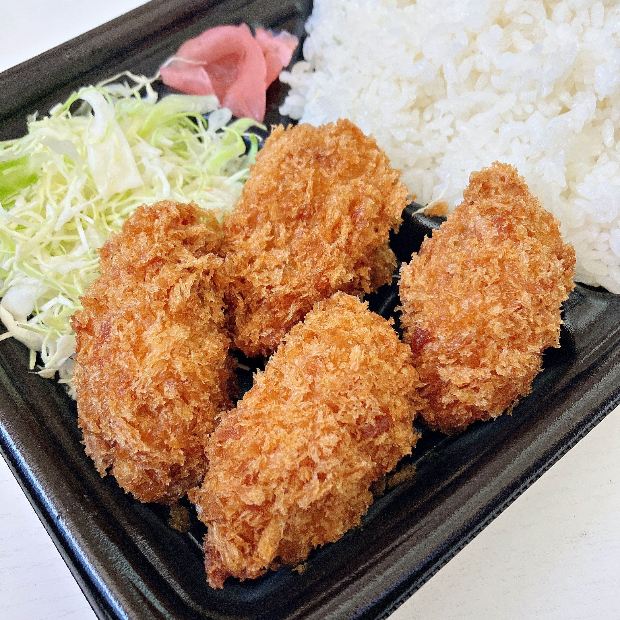 LAWSON（ローソン）のおすすめ弁当「大粒かきフライ弁当」