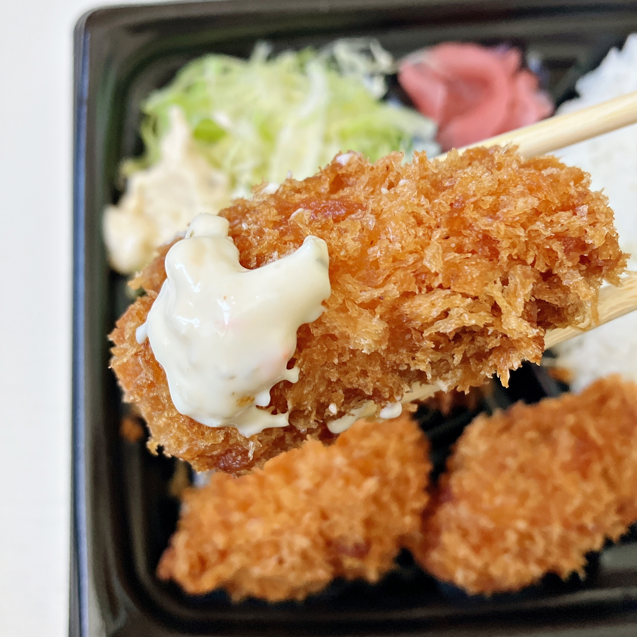 LAWSON（ローソン）のおすすめ弁当「大粒かきフライ弁当」