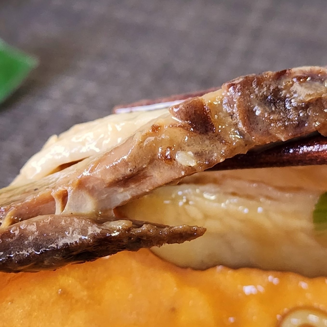 FamilyMart(ファミリーマート)のおすすめフード「こってり鶏白湯ラーメン」