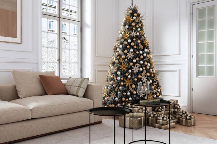 A Christmas tree in someone&#x27;s living room