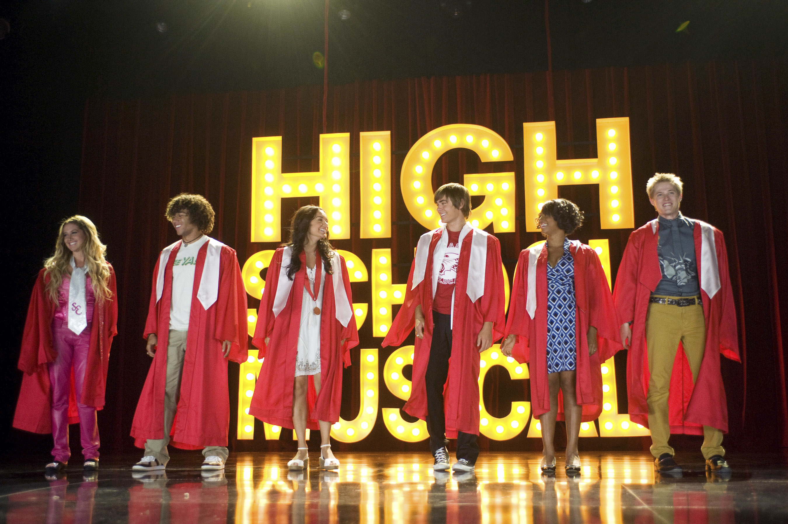 Screenshot from &quot;High School Musical 3: Senior Year&quot;