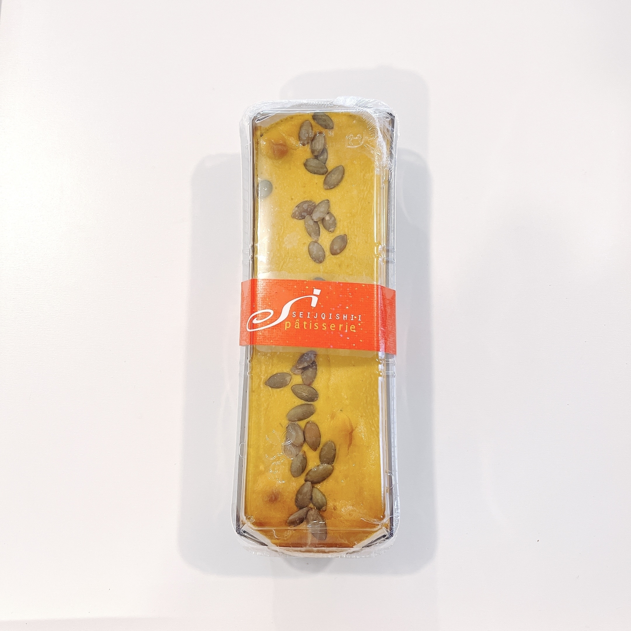 成城石井のオススメのスイーツ「北海道産かぼちゃのブラウニーパンプキンチーズケーキ」