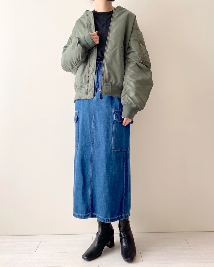 GU（ジーユー）のおすすめのレディースアイテム「デニムカーゴロングスカート（丈標準83～90cm）」