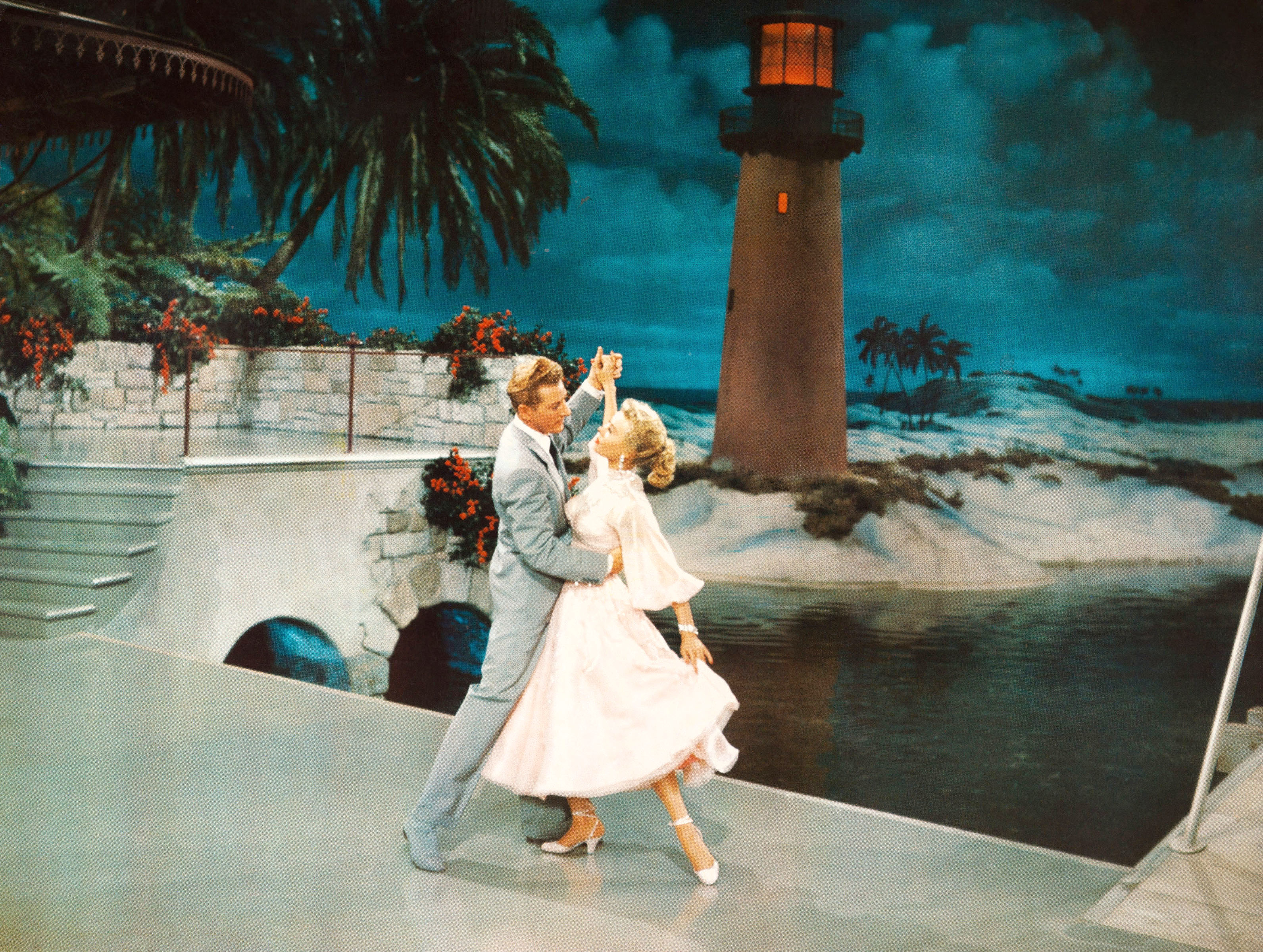 Screenshot from &quot;White Christmas&quot;