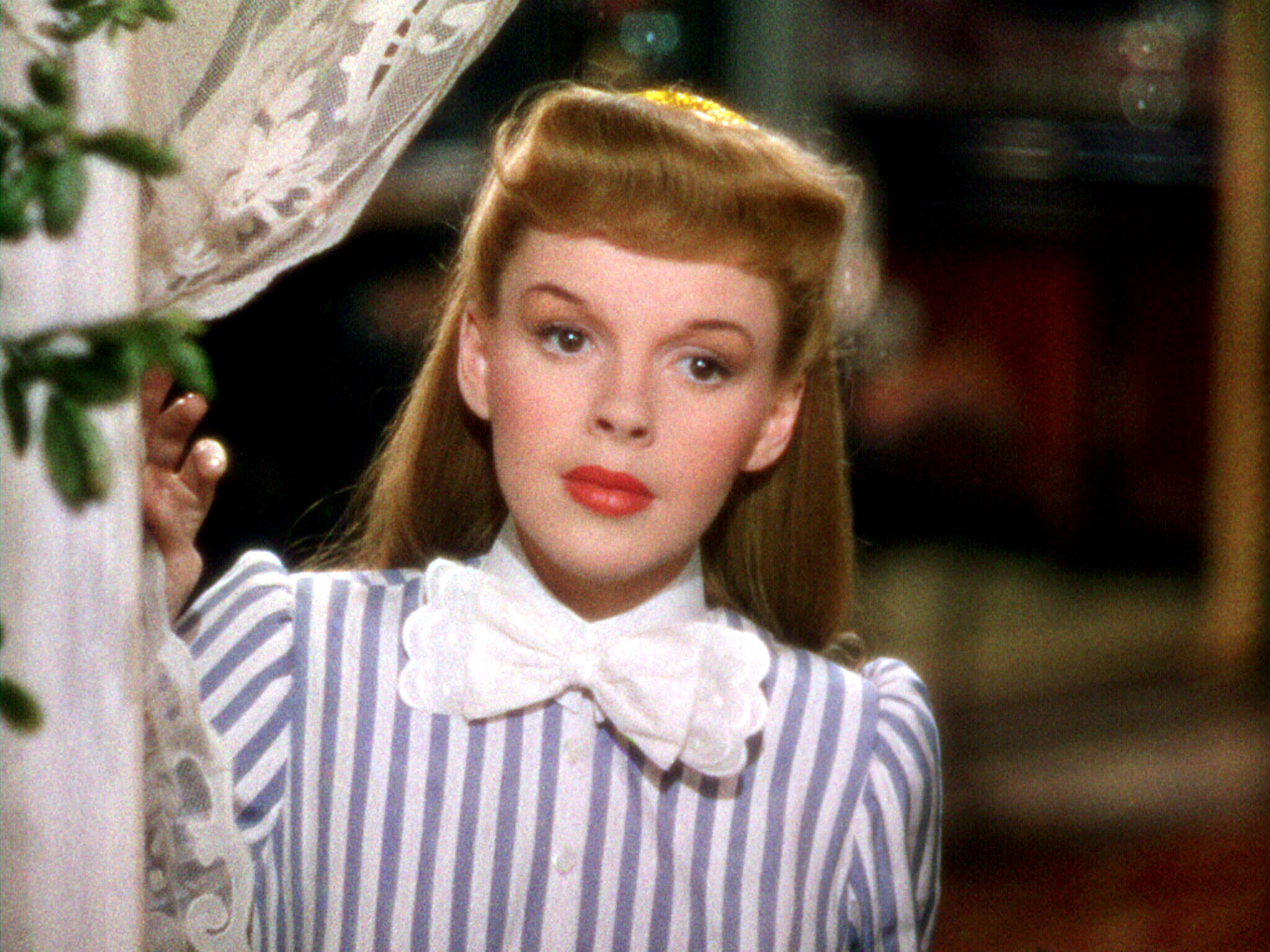 Judy Garland in a blue-and-white striped shirt in &quot;Meet Me in St. Louis&quot;