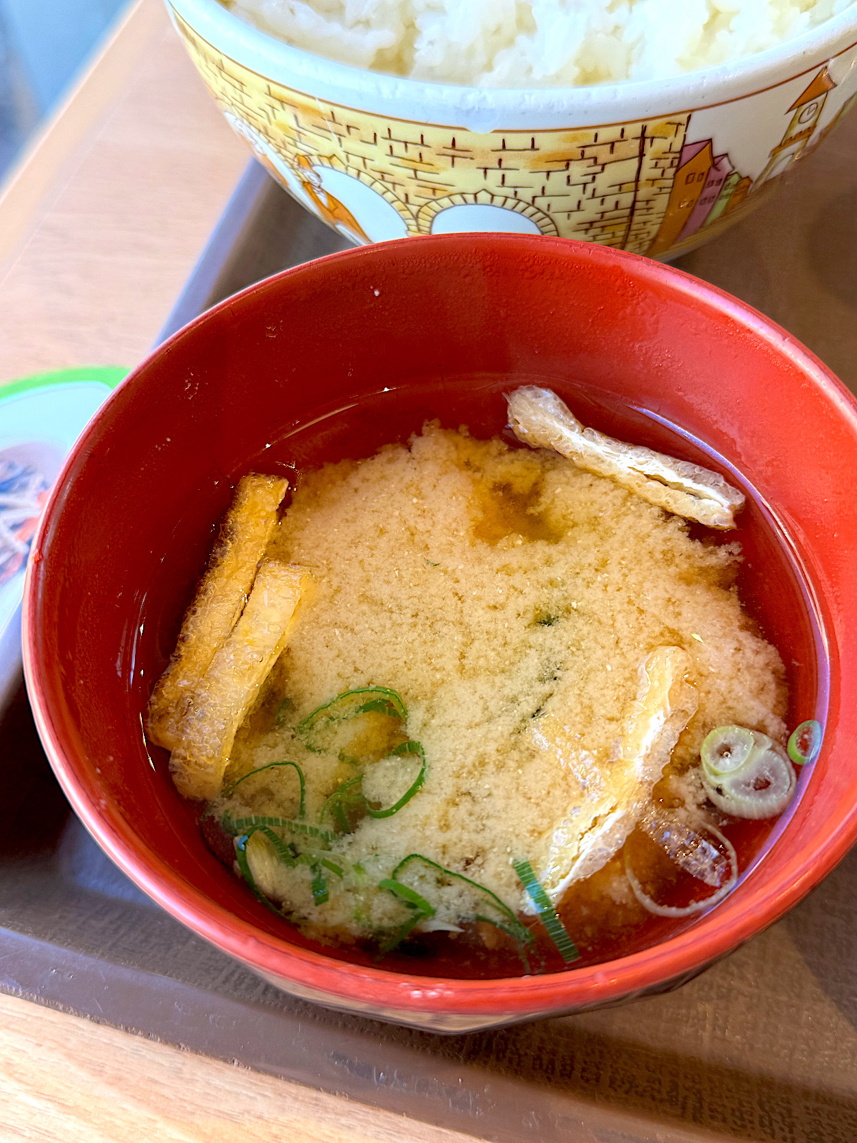 すき家のオススメのメニュー「たまかけ朝食」