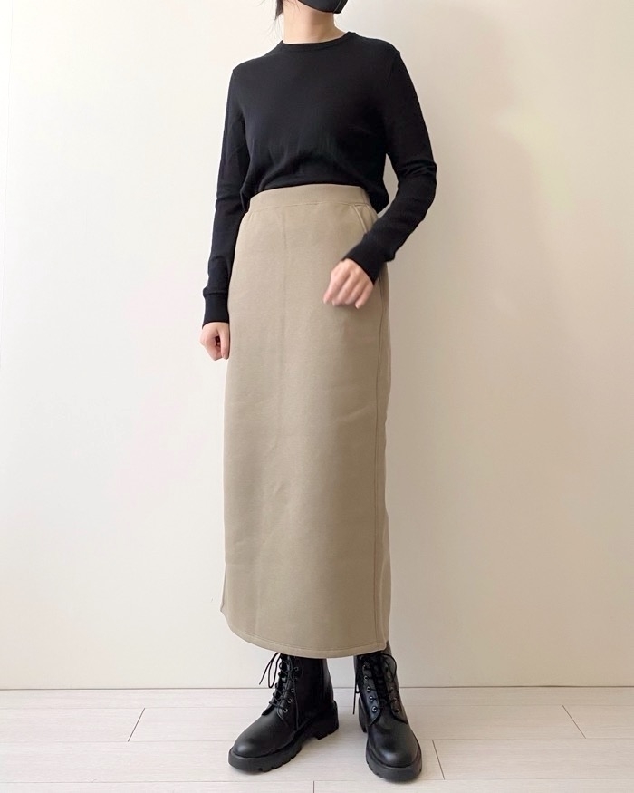 GUのオススメのスカート「ヘビーウェイトスウェットナローロングスカート（丈標準82.5～89.5cm）（セットアップ可能）」