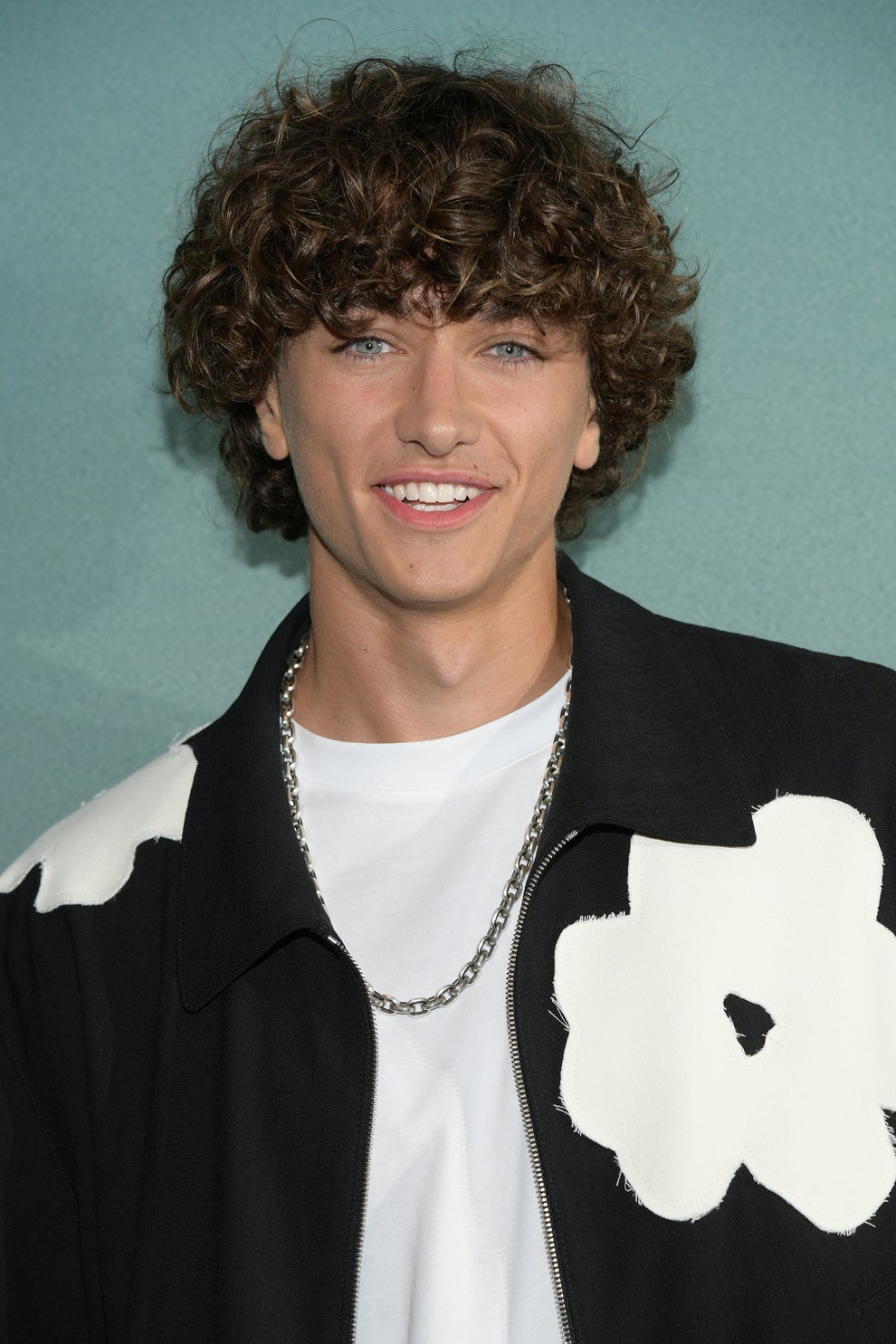 18 Child Stars In 2014 Vs. Now