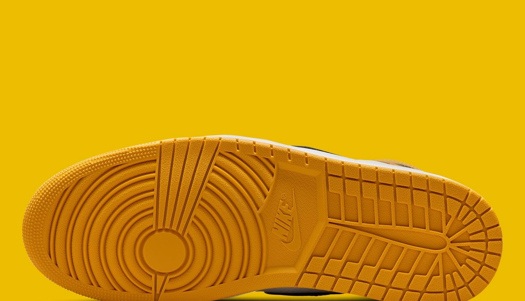 Air Jordan 1 High Yellow Ochre Release Date DZ5485-701 Sole