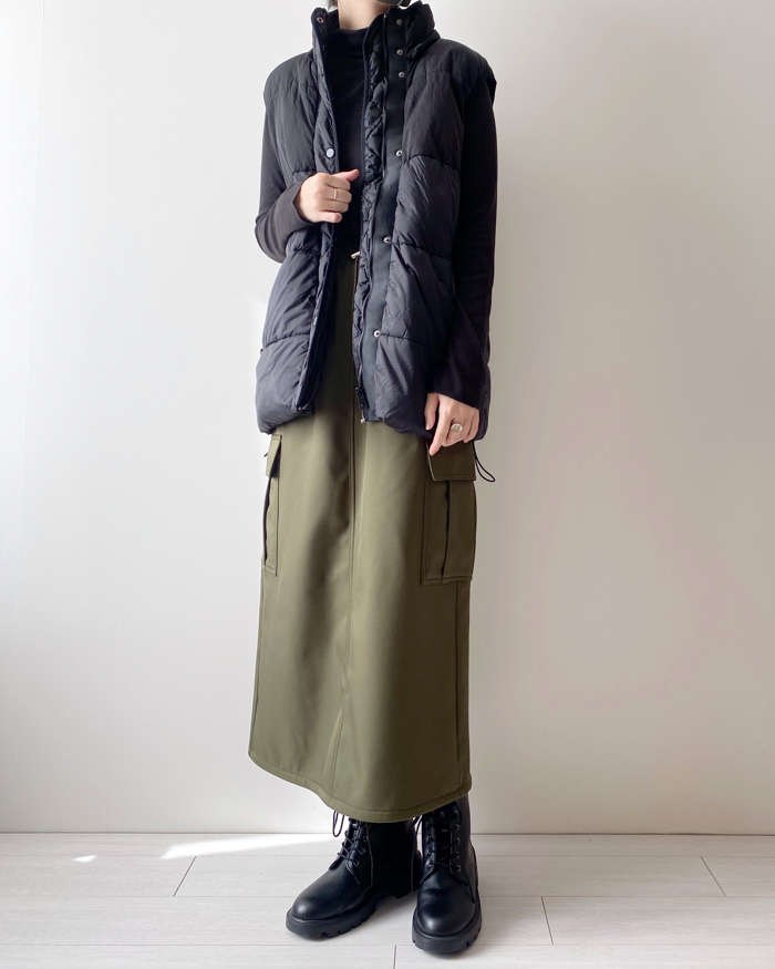 GUのおすすめボトムス「裏フリースカーゴロングスカートQ」