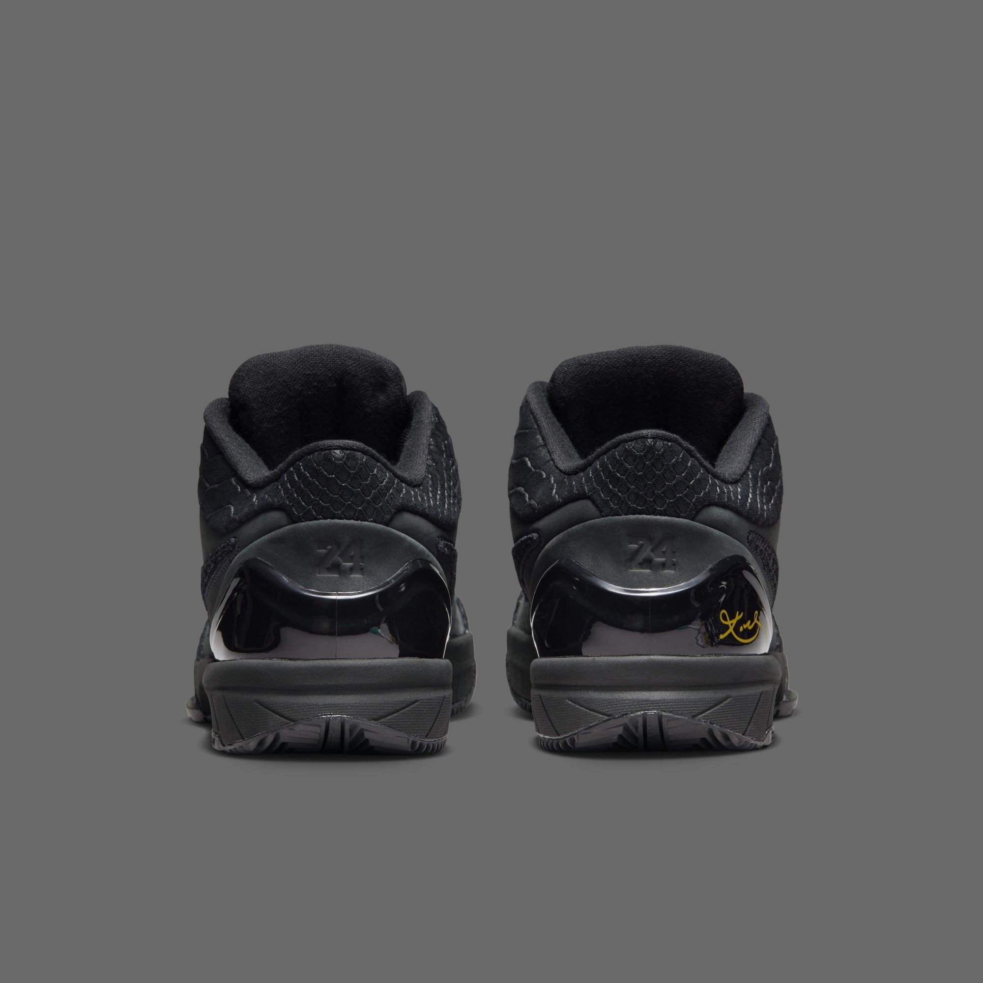Kobe shoes all black store