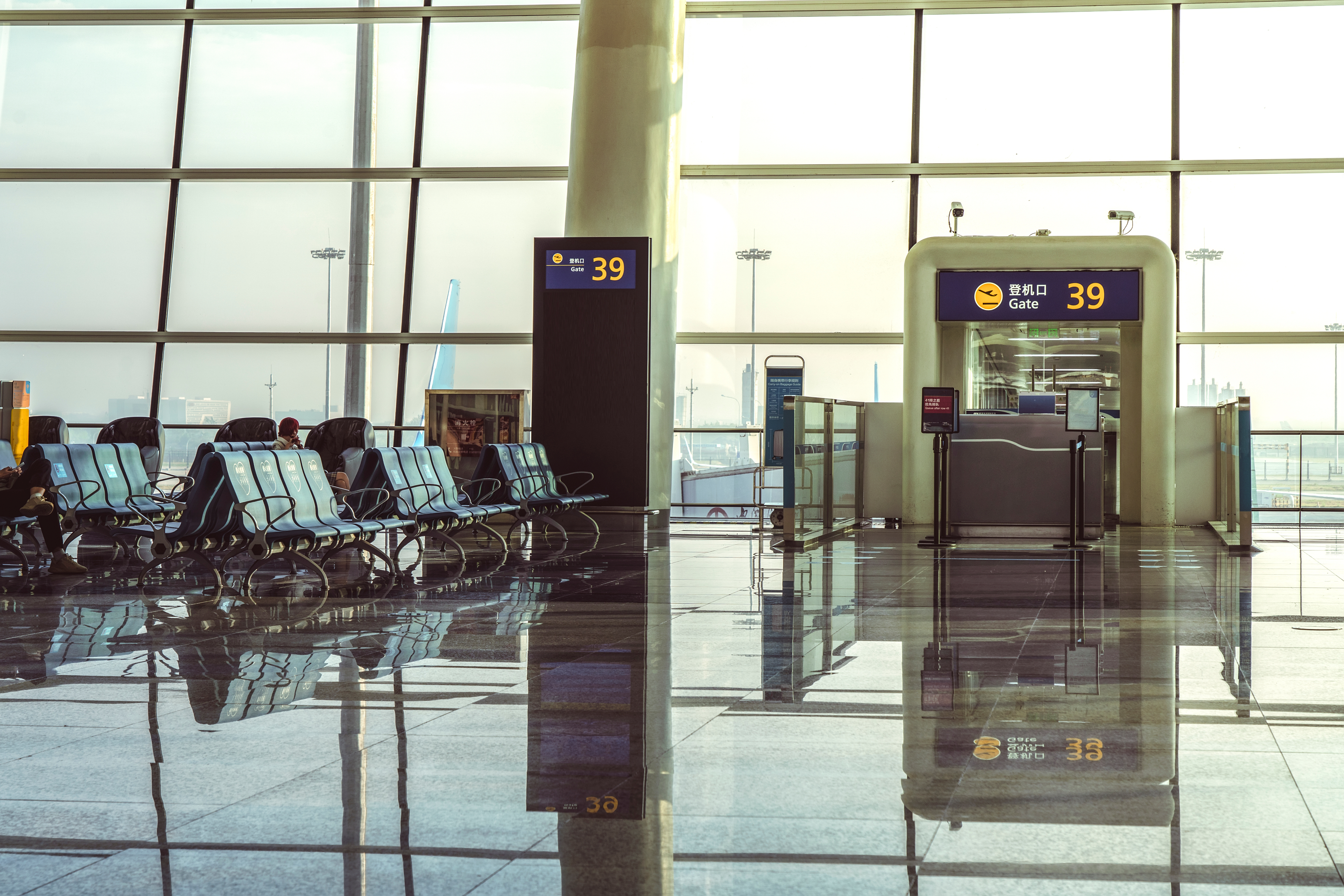 Airport terminal boarding gate