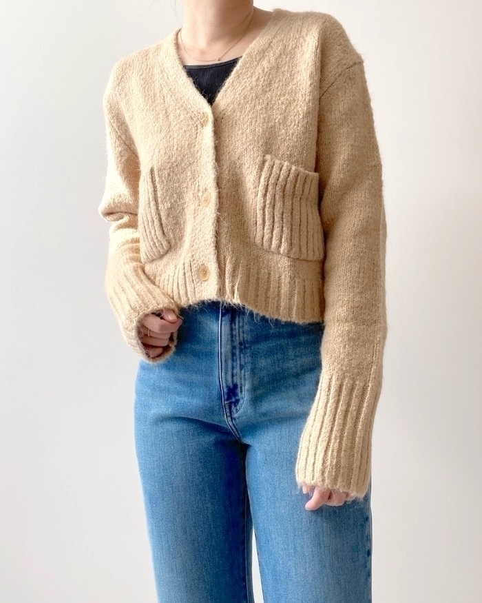 ZARAのおすすめカーディガン「クロップド ソフト ニットカーディガン」