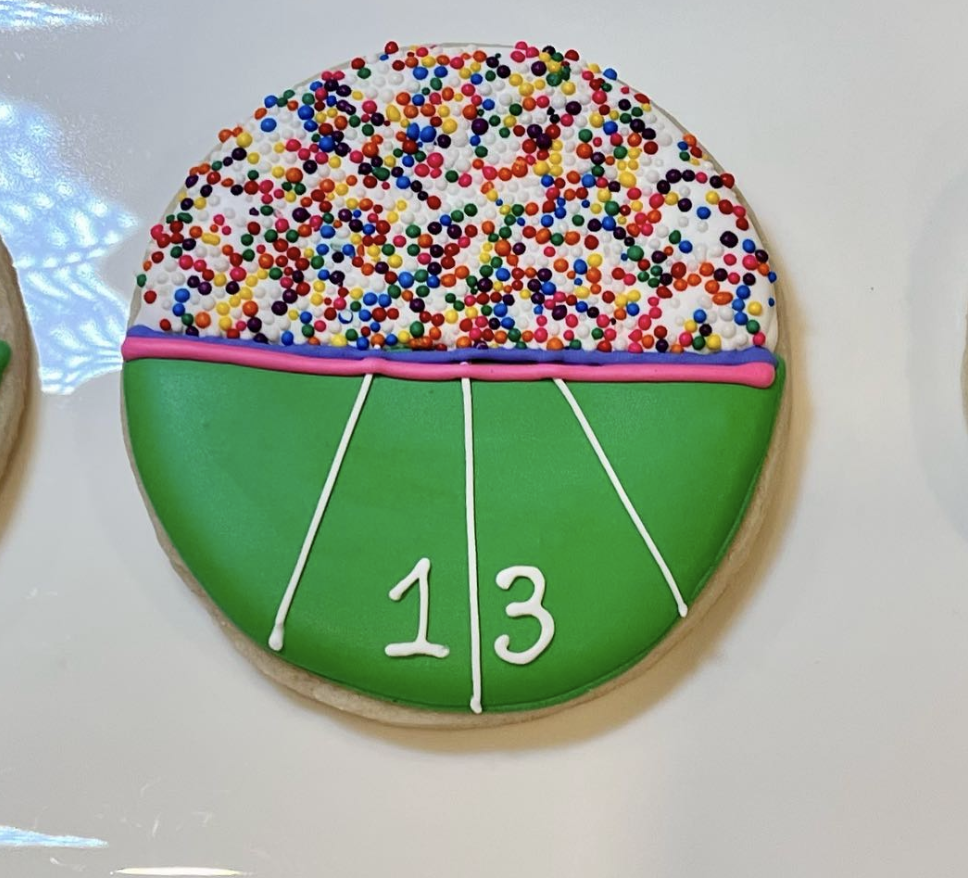 A cookie with 13 on it