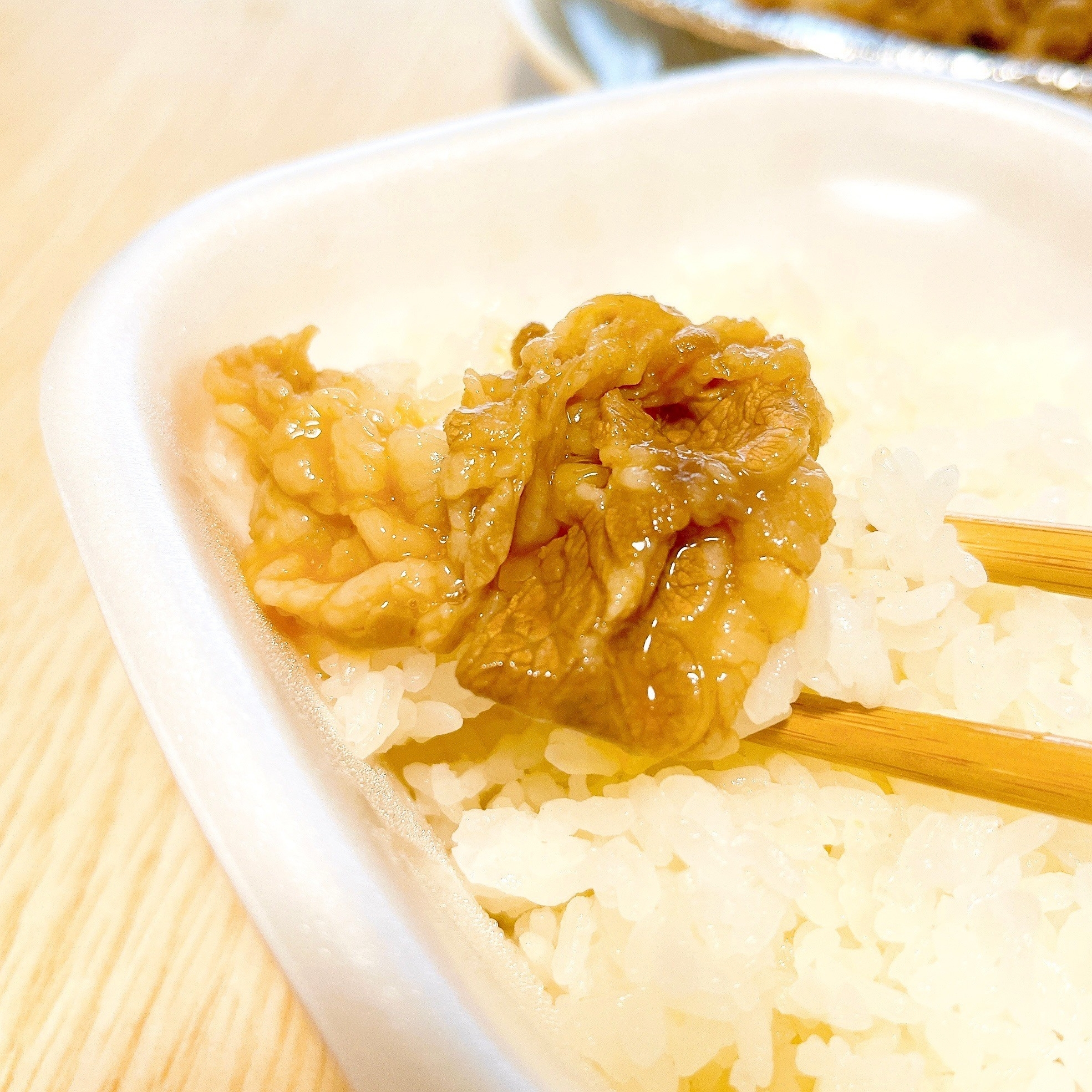 すき家のオススメのメニュー「牛すき鍋定食」