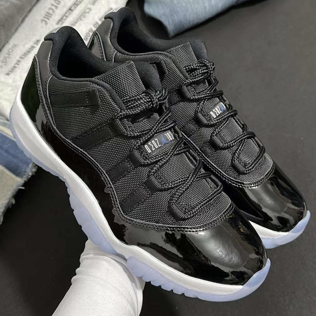 Jordan 11 store low release 2019