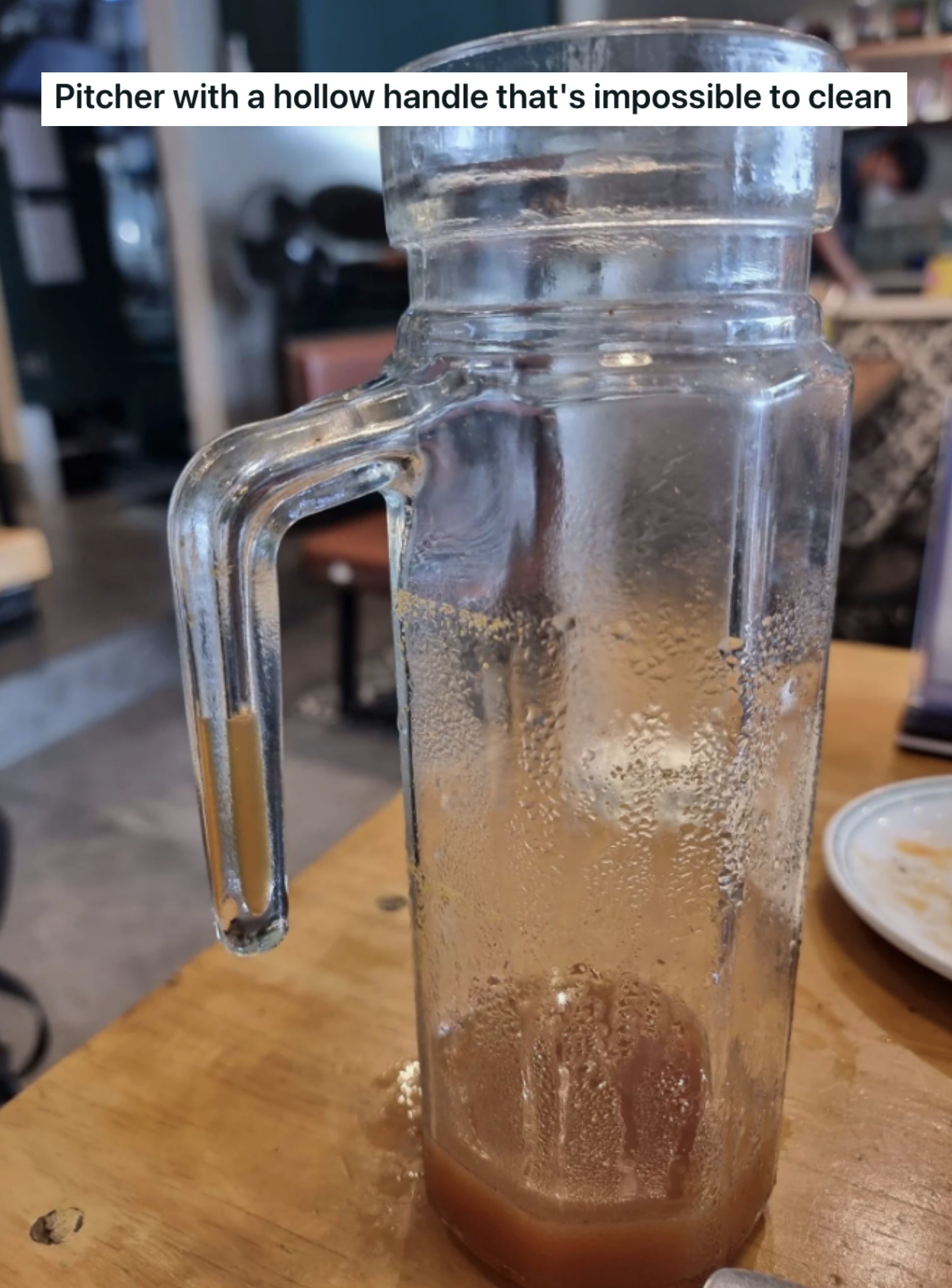 a hollow handle on a jar