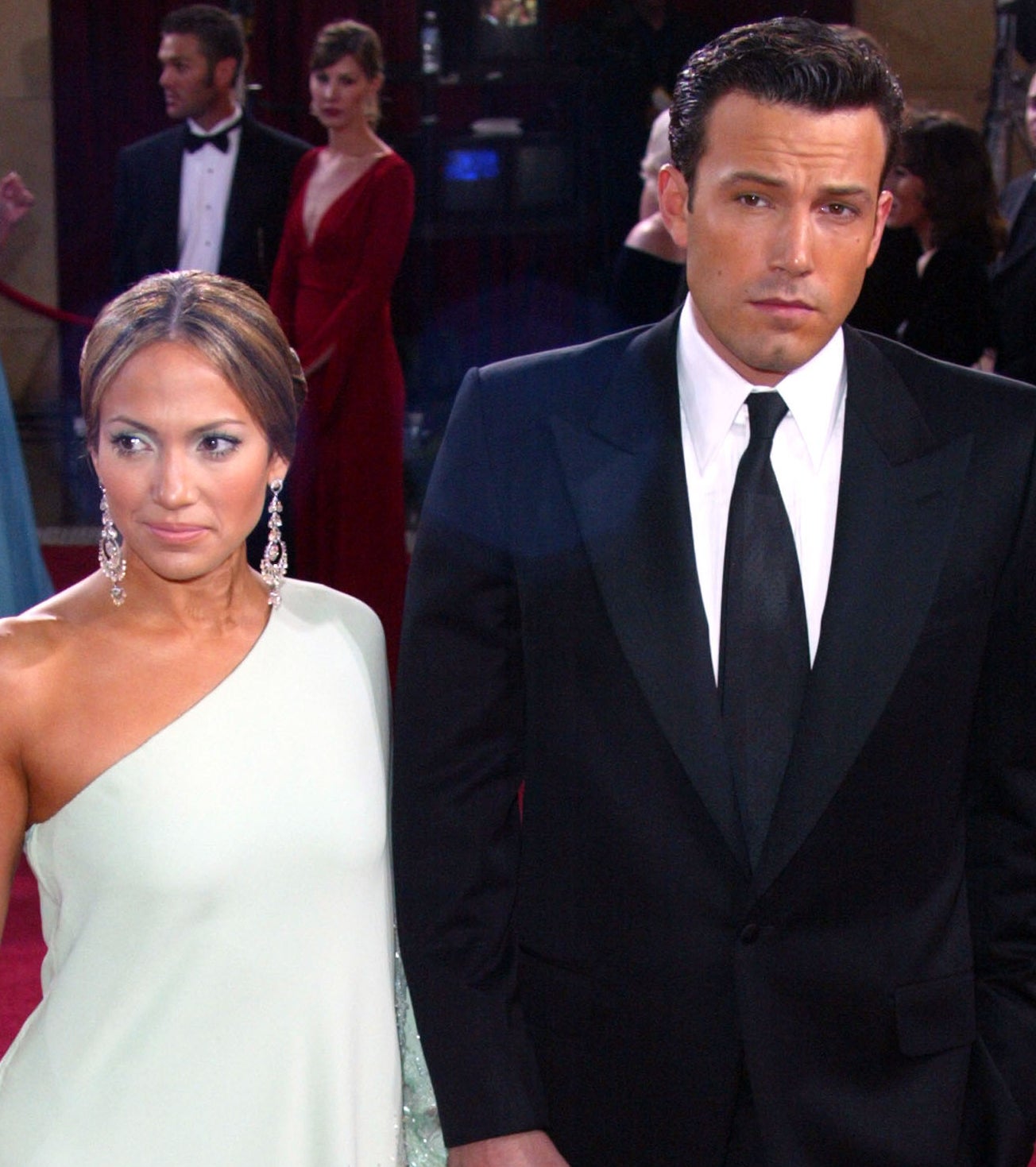 Close-up of JLo and Ben on the red carpet