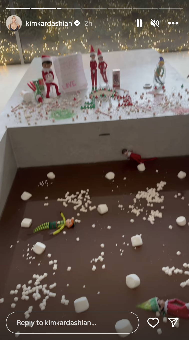 Elves and marshmallows in the chocolate-filled tub