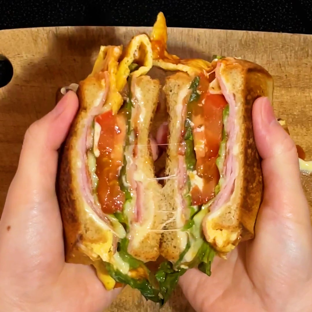 時短】折りたたみホットサンド レシピ・作り方｜Tasty