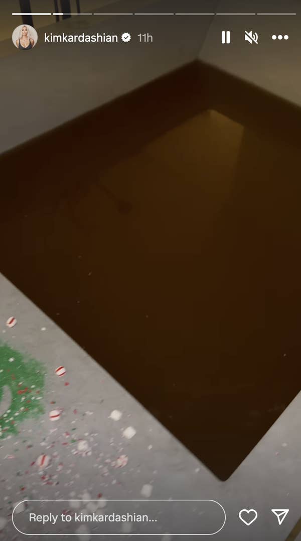 Close-up of the bathtub