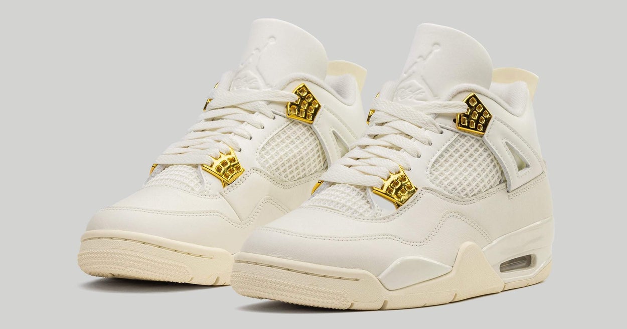 Closer Look at the 'Metallic Gold' Women's Air Jordan 4