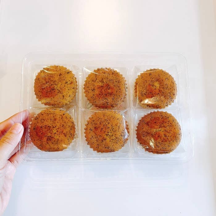 KALDI（カルディ）のオススメのスイーツ「紅茶ケーキ 6P」