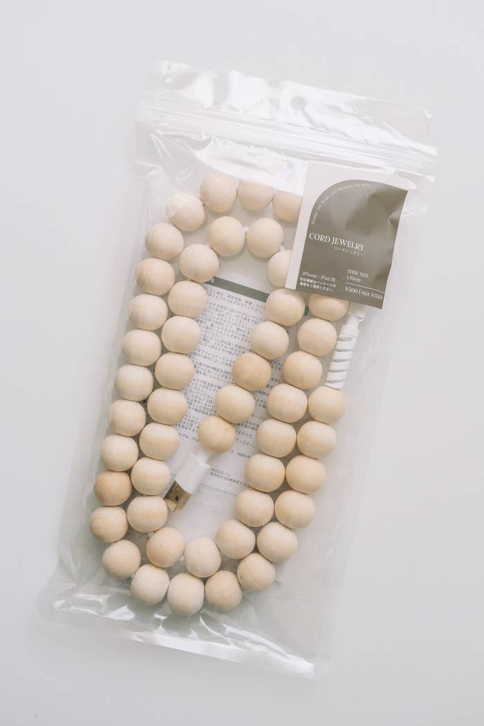 3COINSのおすすめ雑貨「コードジュエリー/ぬくもりのある暮らし」