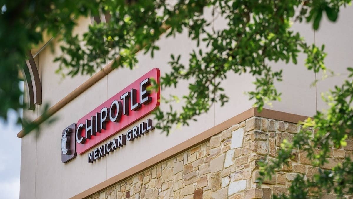 In South Carolina, a man and woman assaulted a Chipotle worker who explained that extra chicken would be an additional charge.