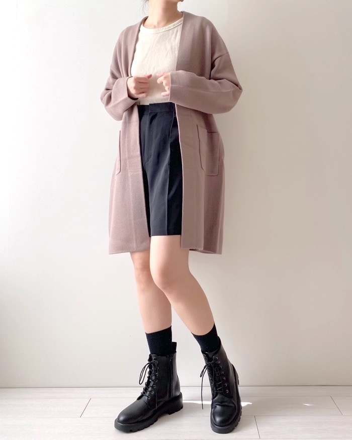 GUのオススメのアウター「ニットガウン（長袖）Z+E」のコーディネート