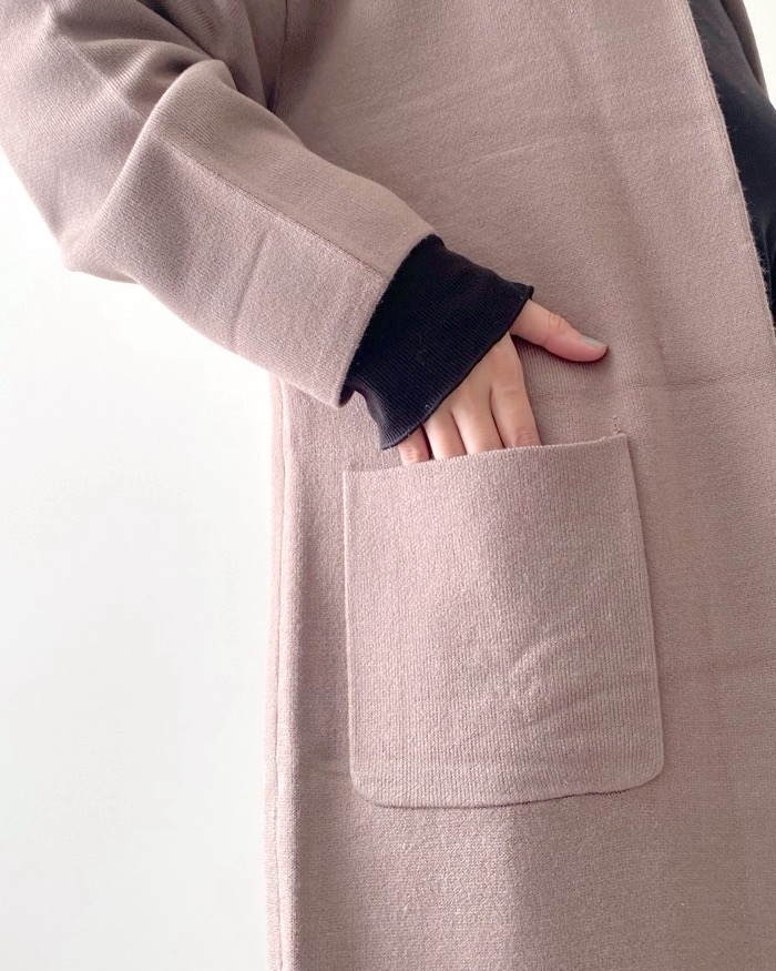 GUのオススメのアウター「ニットガウン（長袖）Z+E」