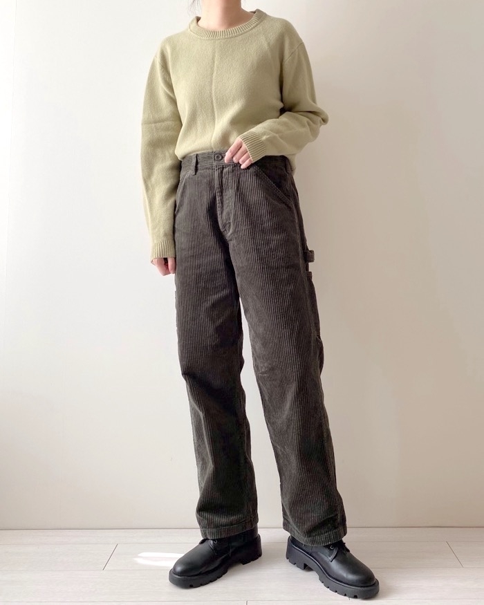 GUのオススメのパンツ「コーデュロイペインターパンツ（セットアップ可能）」のコーディネート