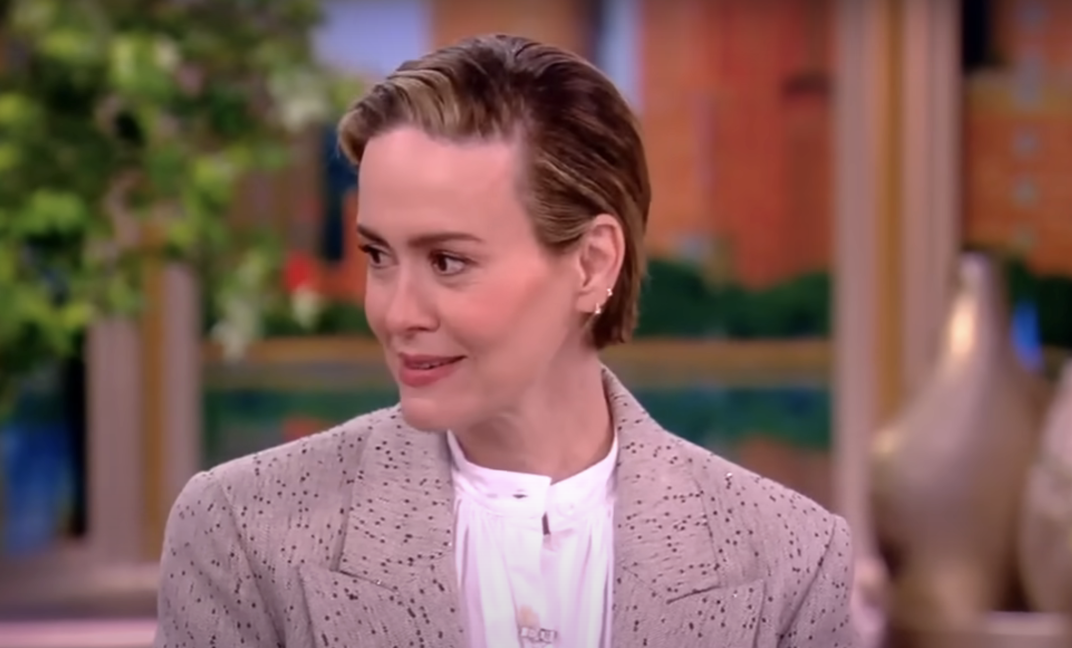 Sarah Paulson being interviewed on &quot;The View&quot;